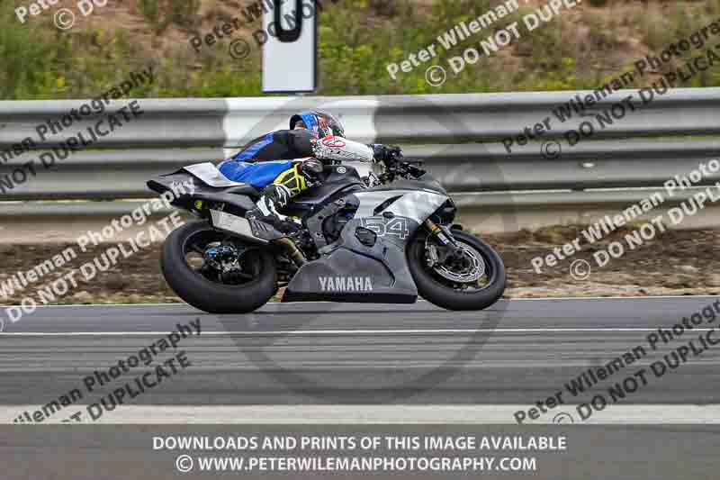 cadwell no limits trackday;cadwell park;cadwell park photographs;cadwell trackday photographs;enduro digital images;event digital images;eventdigitalimages;navarra;no limits trackdays;peter wileman photography;racing digital images;trackday digital images;trackday photos